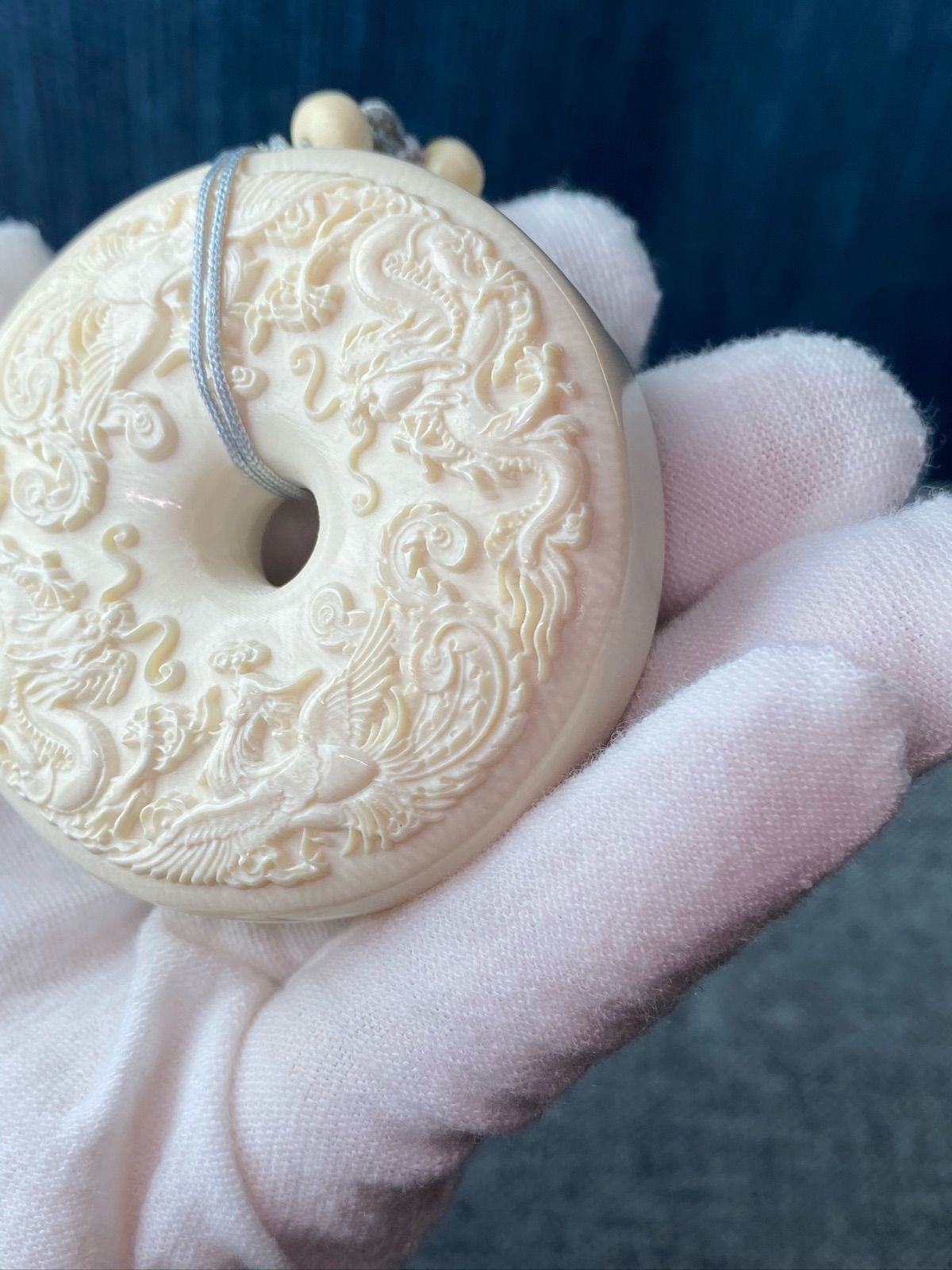 天然マンモス牙美しい手作り彫刻 至尊九龍観音 ネックレス 天然