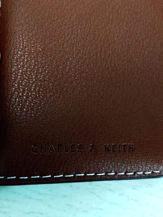 メルカリShops - CHARLES  KEITH(チャールズキース) ステッチト #59907#