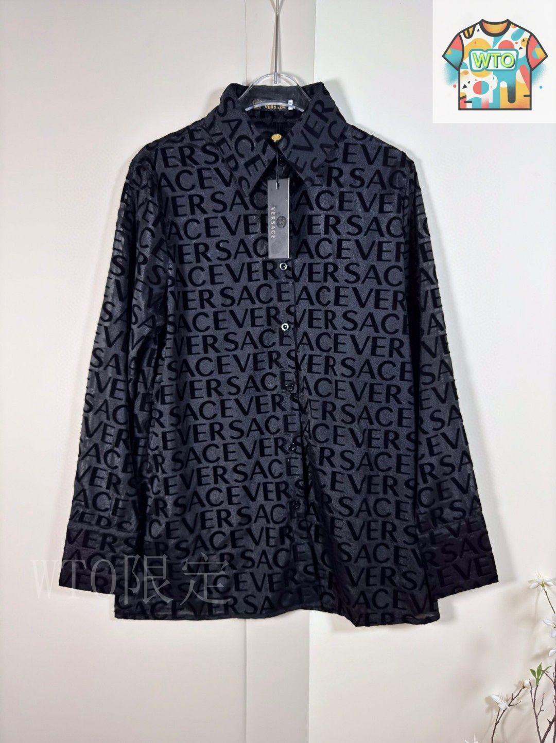 今日WTO】Versace All-Over Logo Flocked Jacquard Letter Long