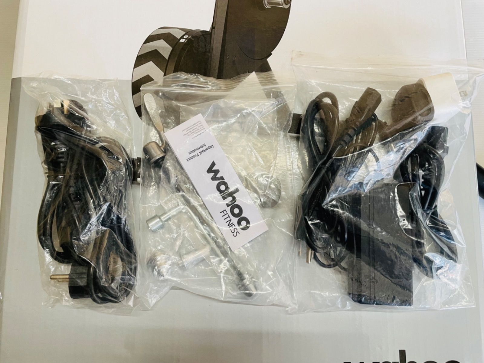 wahoo kickr core スマートトレーナー ワフー キッカーコア