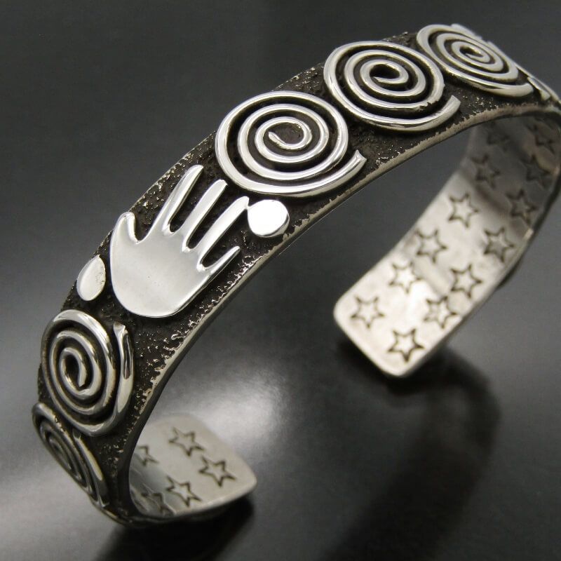 Alex Sanchez ナバホ族 バングル ペトログリフ アレックスサンチェス ブレスレット メンズ レディース 28011044 KIN-KAAI_COM