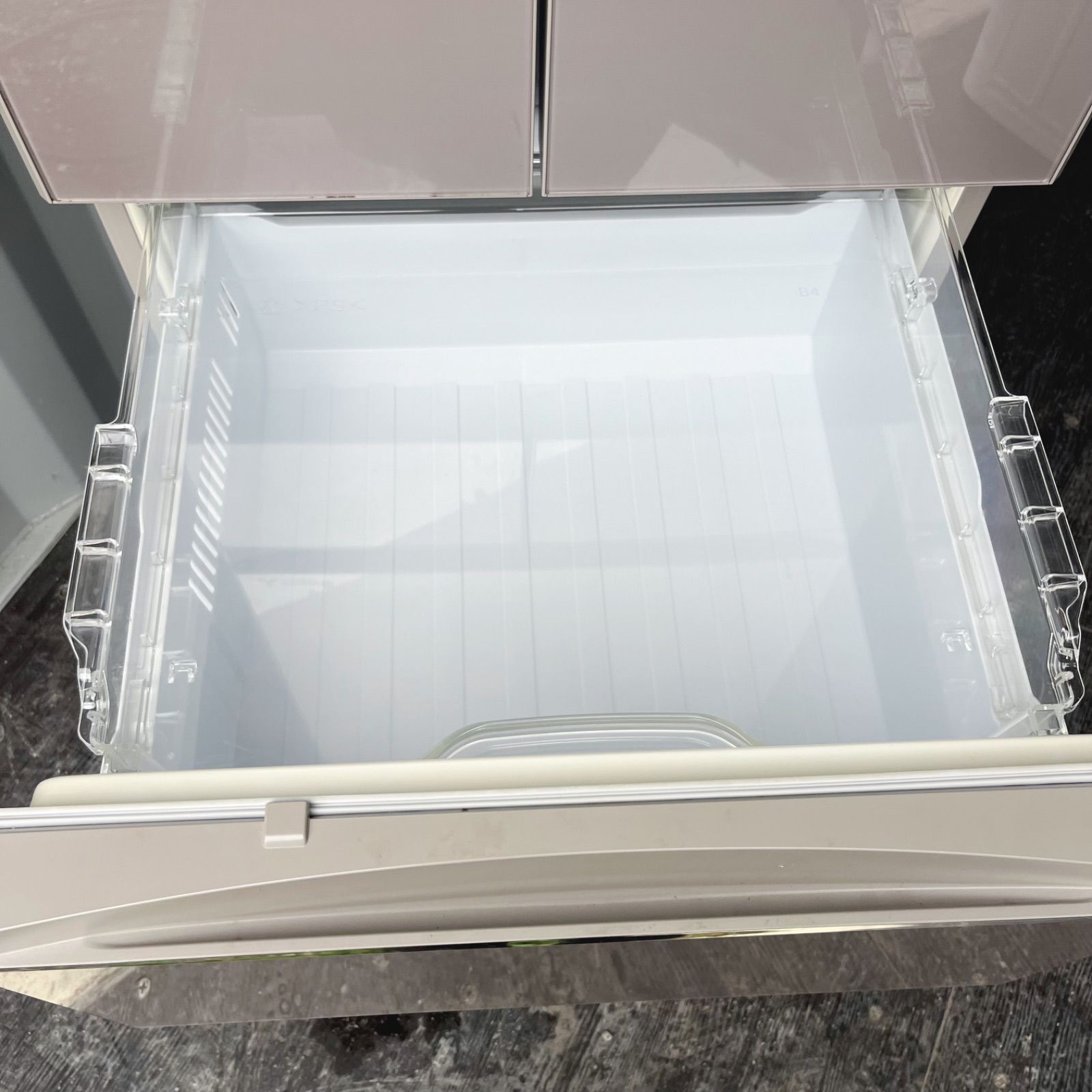 55取付無料 三菱ワイドチルドルーム搭載高性能ラベンダーピンク5ドア冷蔵庫 WWW_KANDAIZUMI_COM