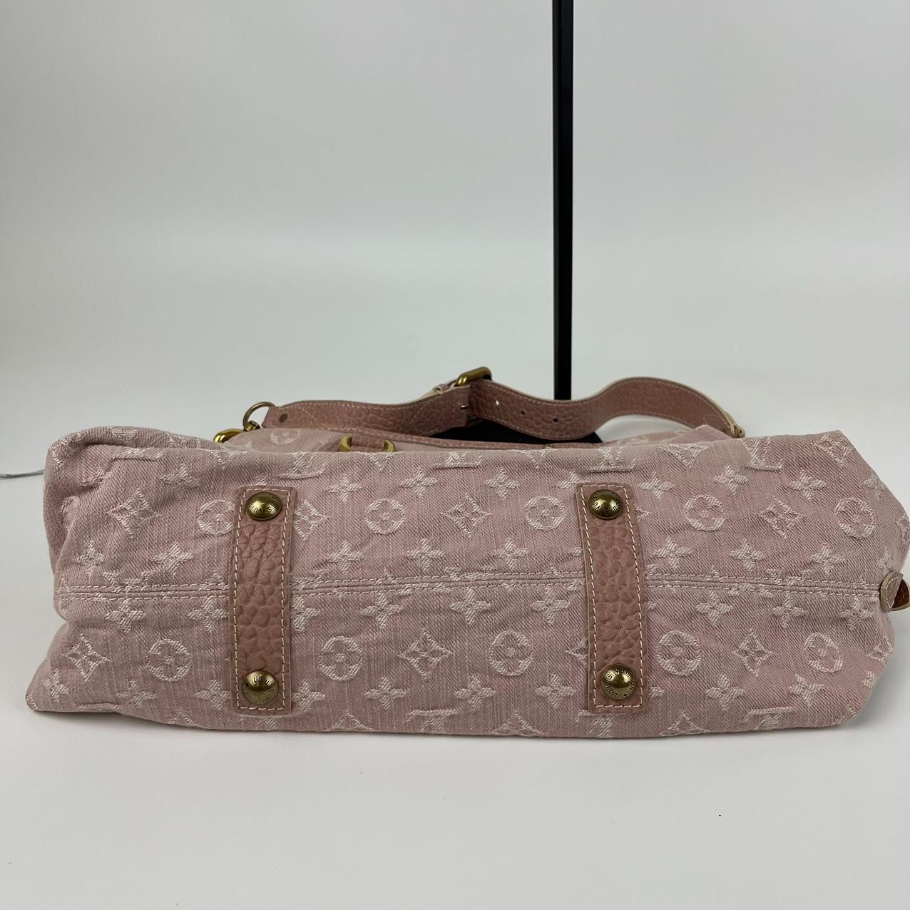 LOUIS VUITTON ルイヴィトン モノグラム デニム ネオ・カヴィMM M95836 ストラップ ショルダーバッグ  レディース【中古商品】Monogram Denim Shoulder Bag HIBUOCHI VINTAGE - メルカリ