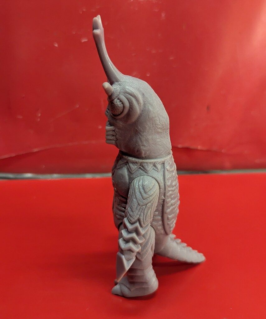 M1号 世紀の大怪獣 メガロ 灰色成未塗装 ミドル 1月24日(