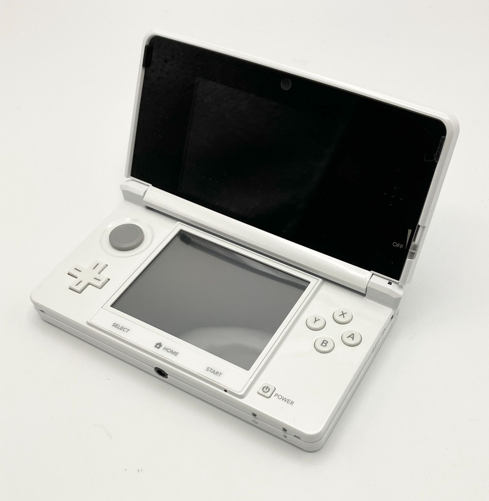 Nintendo ニンテンドー3DS 中古 ピュアホワイト - メルカリ