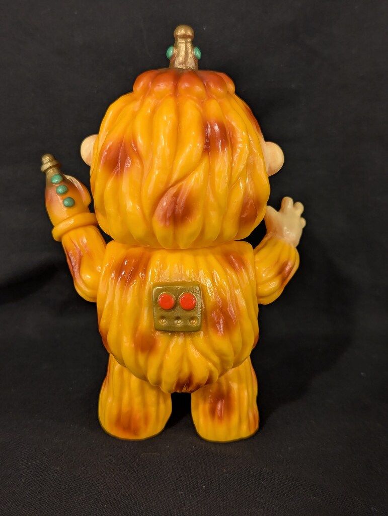 RAi Sofubi 樂魔猿 RAKUMA SARU 橙色成型 ソフビ RAi Sofubi 樂魔猿 RAKUMA SARU オレンジ - メルカリ