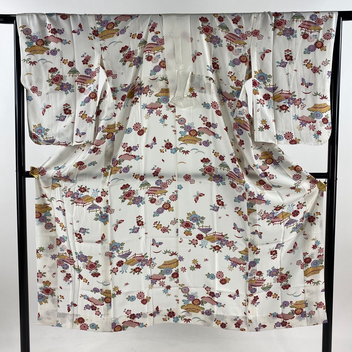 長襦袢 身丈136cm 裄丈67cm M 琉球紅型 草花 蝶 白 正絹 秀品