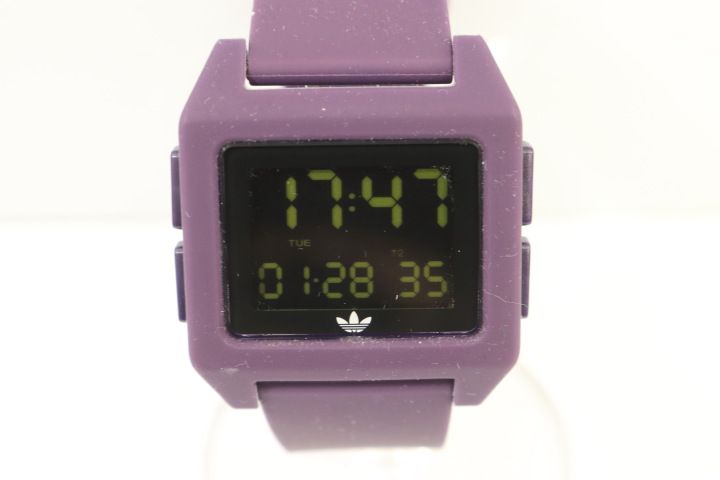 【中古】 adidas メンズ腕時計 -- Archive SP1 Scarlet adidas -- 紫 パープル ロゴ Z153205