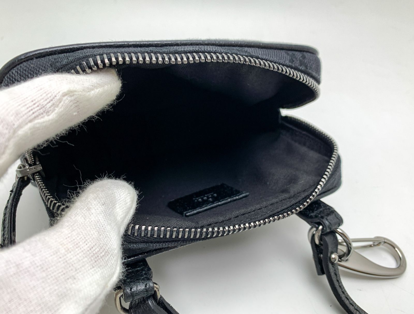 GUCCI グッチ ハンドバッグ GGキャンバス ミニボストン レザー　黒 GUCCI グッチ GGキャンバス 黒 ブラック ミニショルダーバッグ 120975