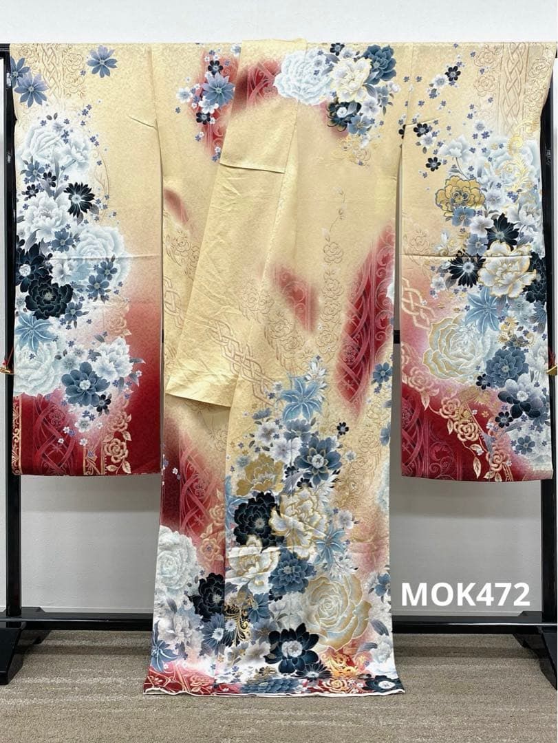 振袖 仮絵羽 銀通し 刺繍 金彩 紋意匠 牡丹 薔薇 正絹 未仕立て品 八掛