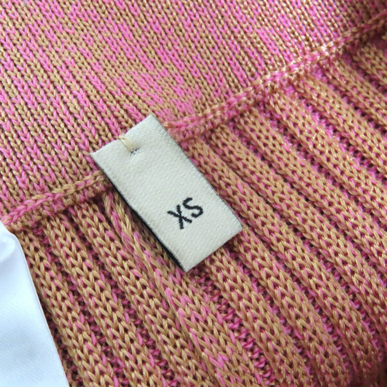 XS