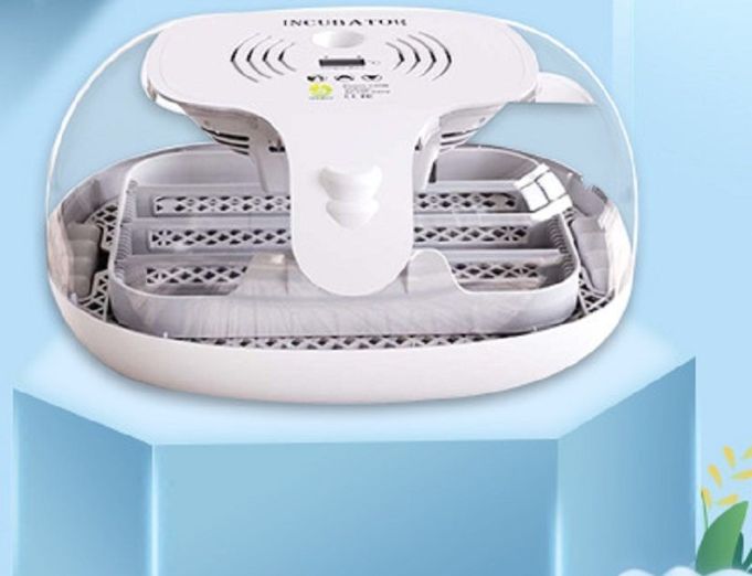 自動孵卵器 インキュベーター 検卵ライト付き 孵化器 自動転卵式 16個入卵 大容量 デジタル表示 自動温度制 湿度保持