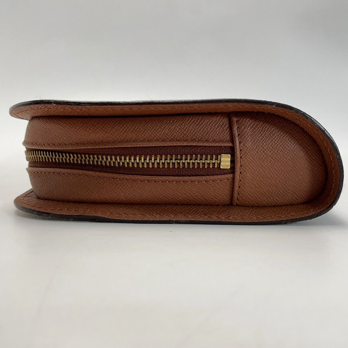 VUITTON