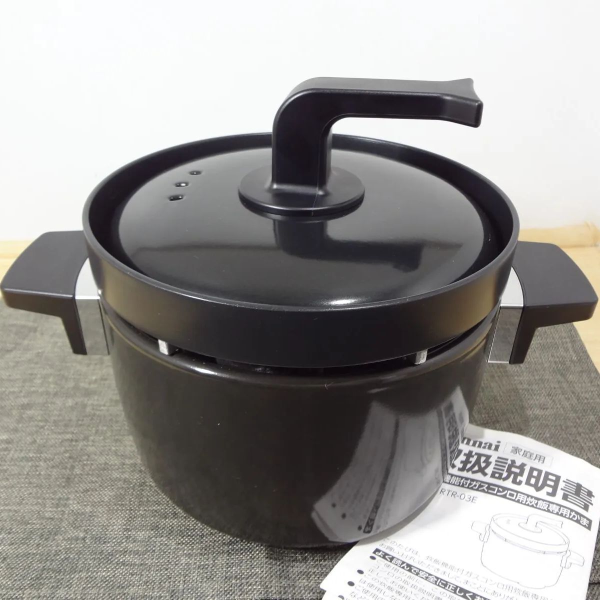 リンナイ 3合炊き炊飯釜「つつみ炊きKAMADO」 RTR-03Eカマ 送料無料Rinnai [リンナイ] 3合炊き炊飯釜 RTR-03E [つつみ炊き