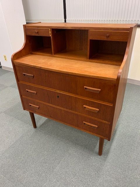 北欧ヴィンテージ ライティングチェスト