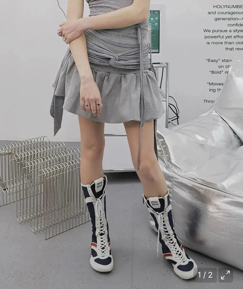 ホリー ナンバー セブン ショート バルーン スカート グレー