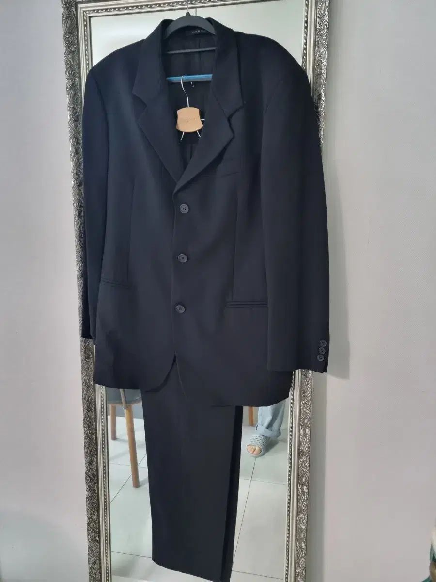 正規品 EMPORIO ARMANI ブラック スーツ ジャケット ズボンセット 100