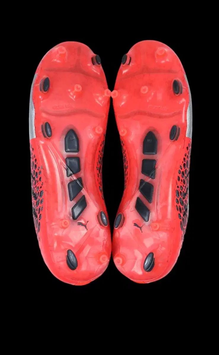 アグエロ サイン入り サッカーシューズ LLC-HASEGAWATOSO_COM