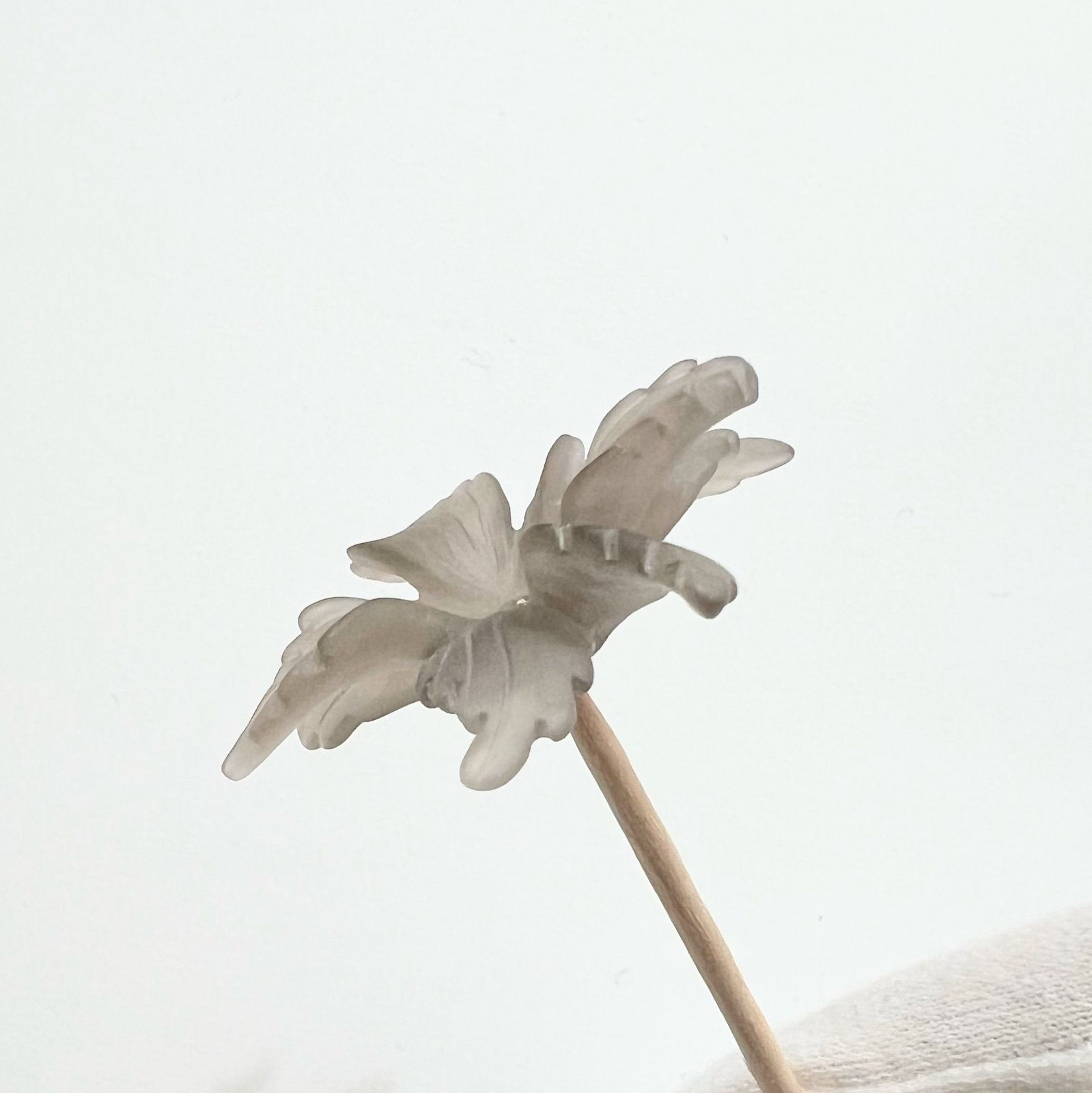 スモーキークォーツ 花 コレクション カービング1点 彫刻天然石 T040