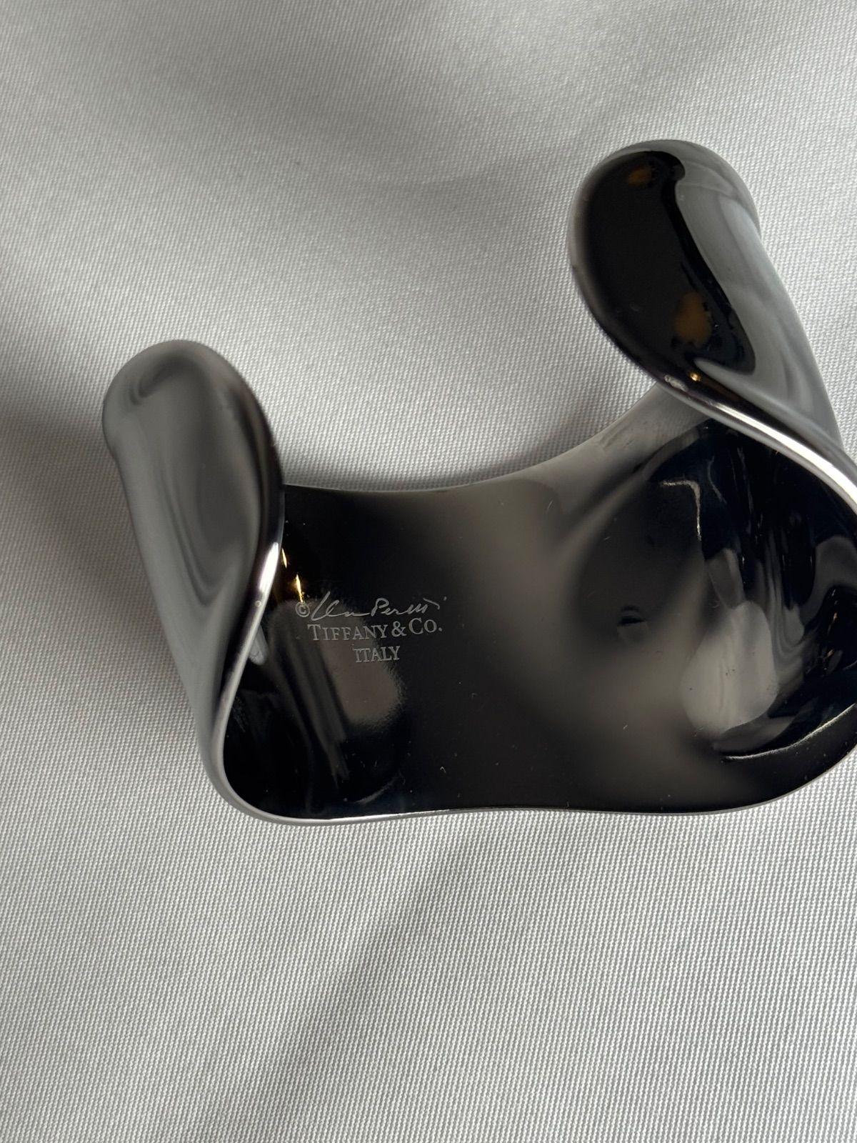 【極美品】Tiffany & Co. ボーンカフ　ルテニウム TIFFANY&Co.（ティファニー） TIFFANY ボーン カフ エルサ・ペレッティ