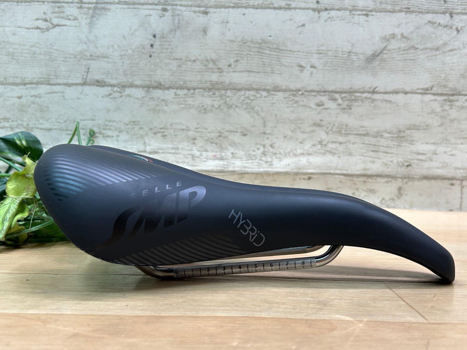 テルスポ イチ推し!! !! selle SMP HYBRID 140mm 303g セラエスエムピー ハイブリッド ステンレスレール サドル ロード ミニベロ クロス MTB 同梱発送承り中!! M-1500