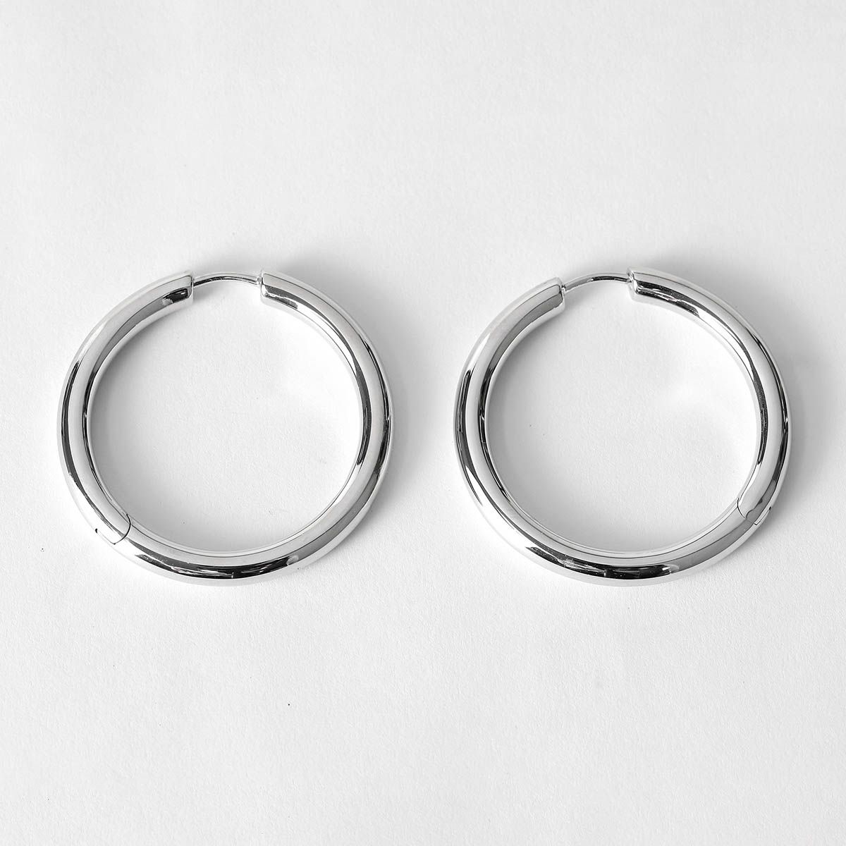 新品 トムウッド TOMWOOD ピアス Hoops Large シルバー - メルカリ 