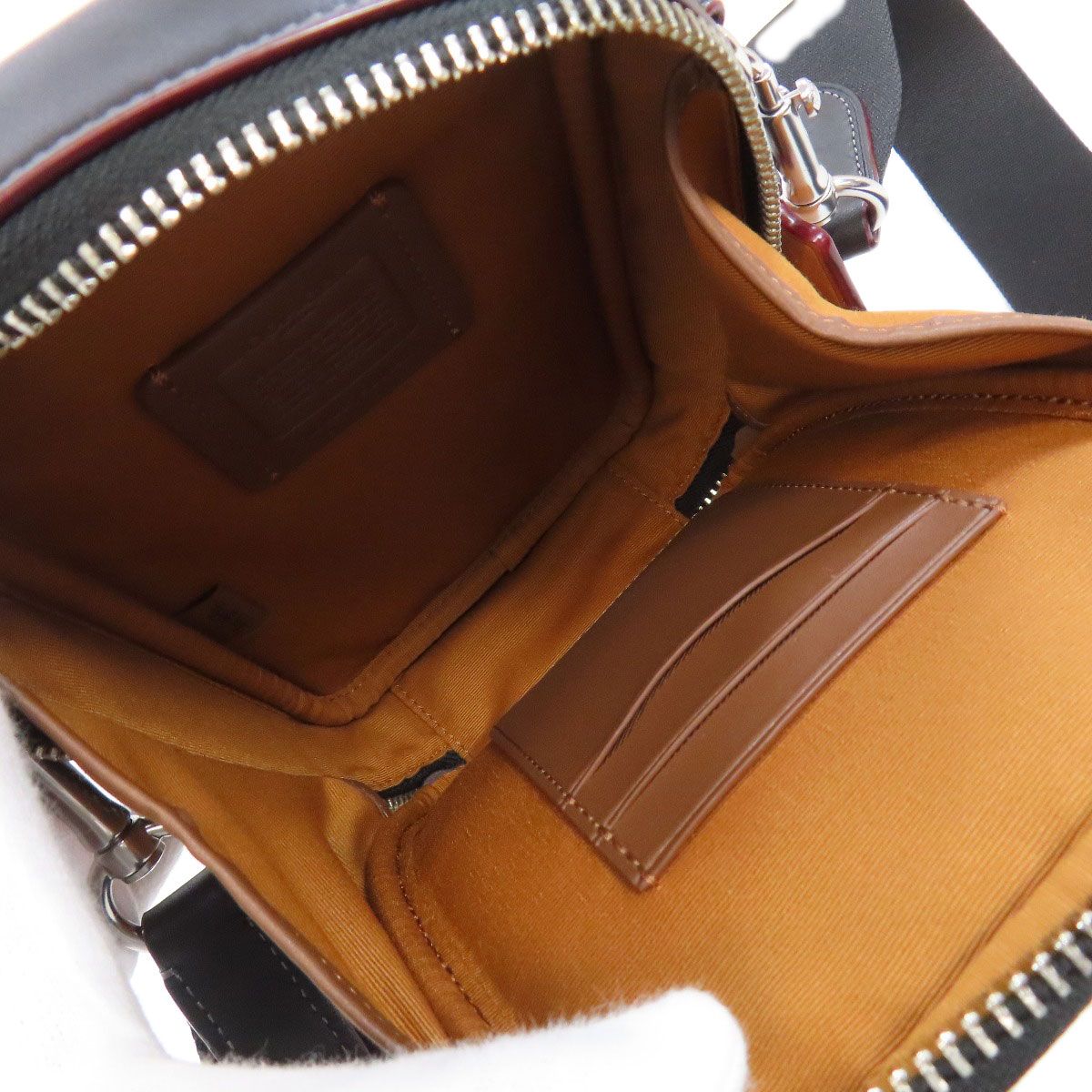 COACH コーチ CO946 スタントン クロスボディ・シグネチャー