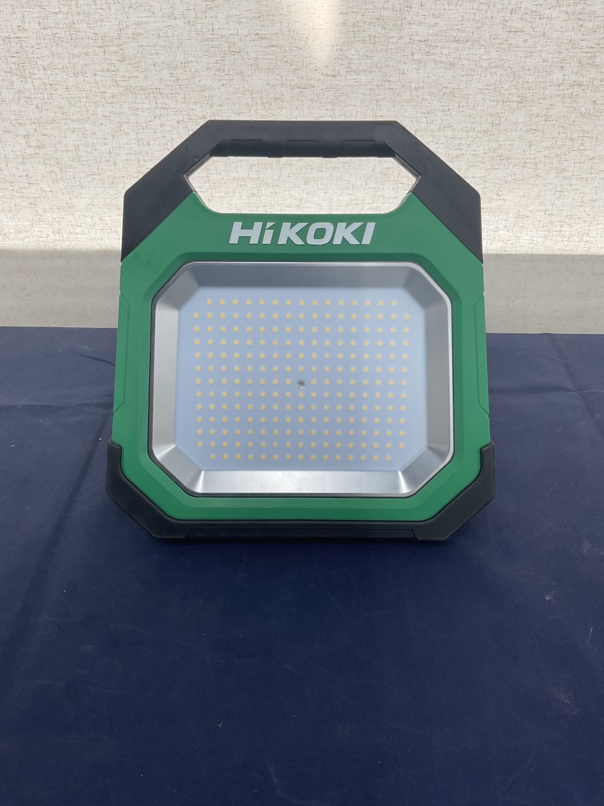 HiKOKI ハイコーキ 旧日立工機 18V コードレス LED ワークライト 最大10 000lm ダイヤル式調光機能付き 蓄電池 充電器別売り UB18DD NN 八尾店