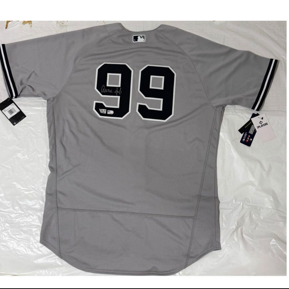 ヤンキース ジャッジ 直筆サイン グレー ユニフォーム ホログラム NIKE製