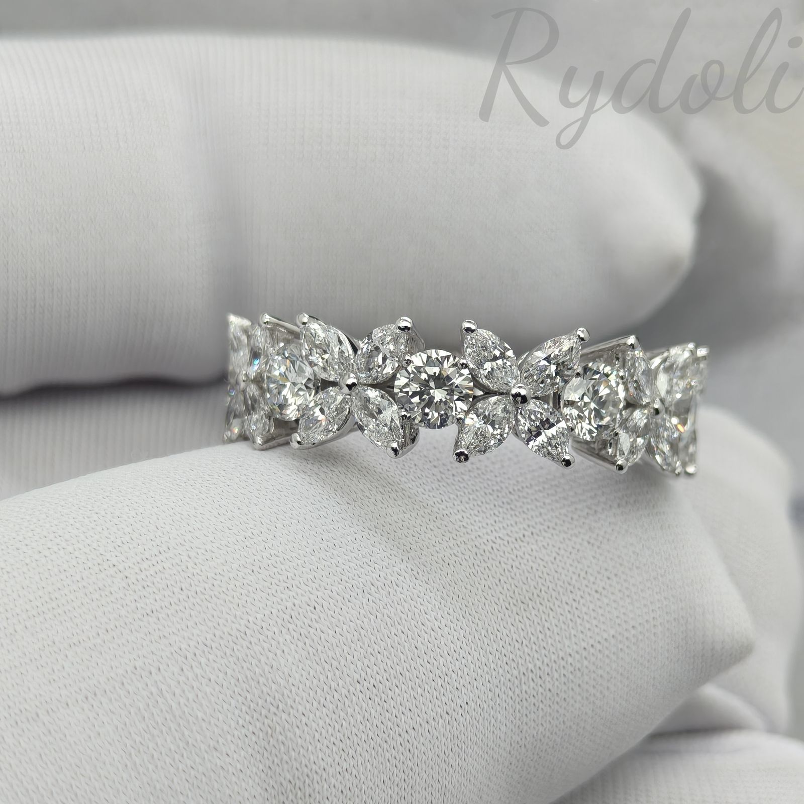 PT950 2.1ct オーダーメイド フルエタニティリング ラボグロウン  