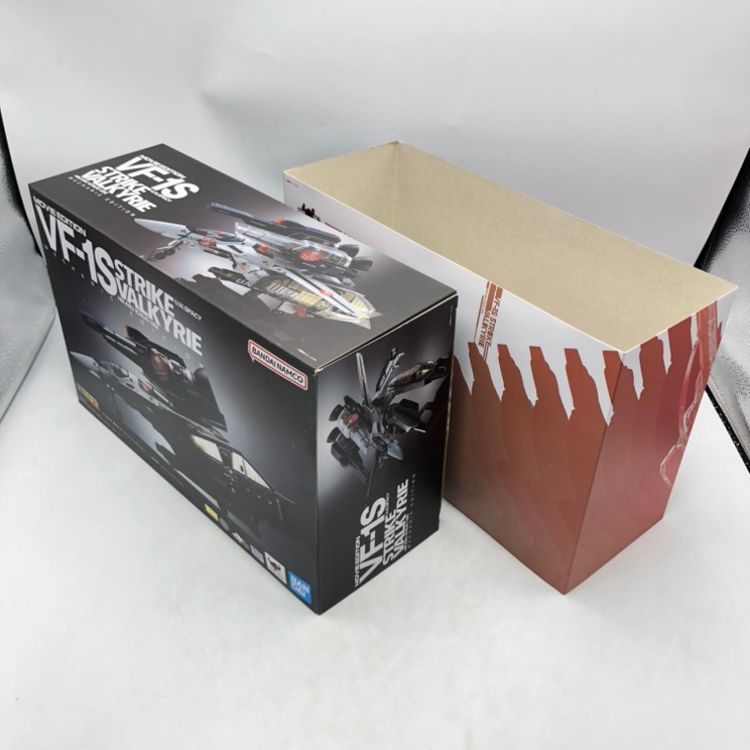 中古】バンダイ DX超合金 劇場版 VF-1S ストライクバルキリー