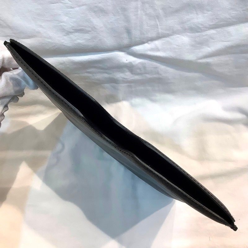 プラダ（PRADA）iPad・タブレットケース 2ARD64 サフィアーノ