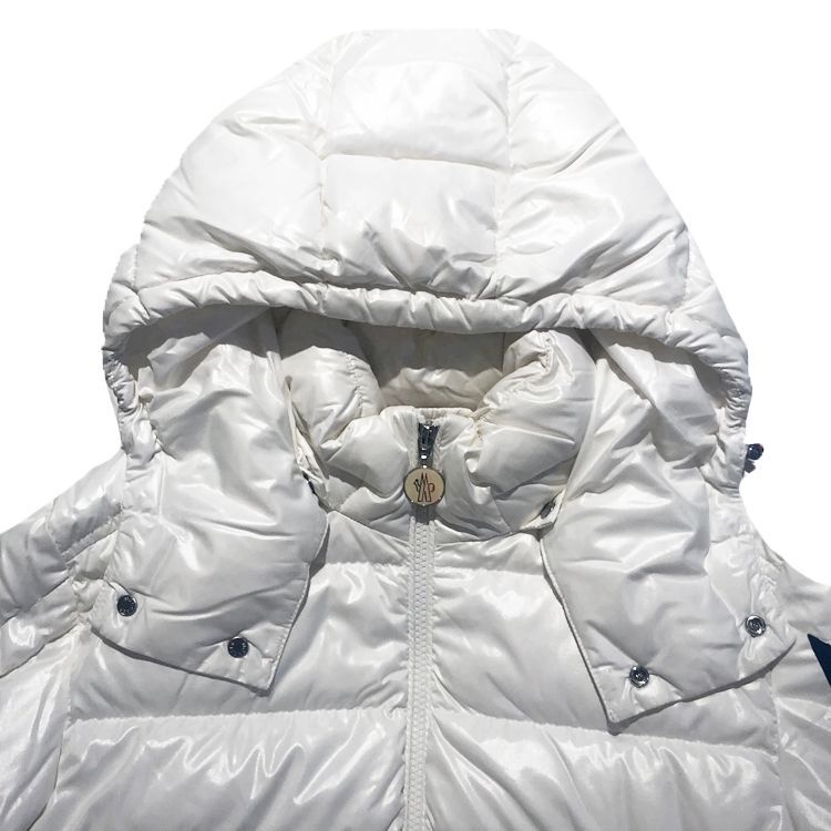 22AW　モンクレール　フーディー　ナイロン ダウン ジャケット　MONCLER MONCLER モンクレール 22AW CORYDALE GIUBBOTTO コリーデル