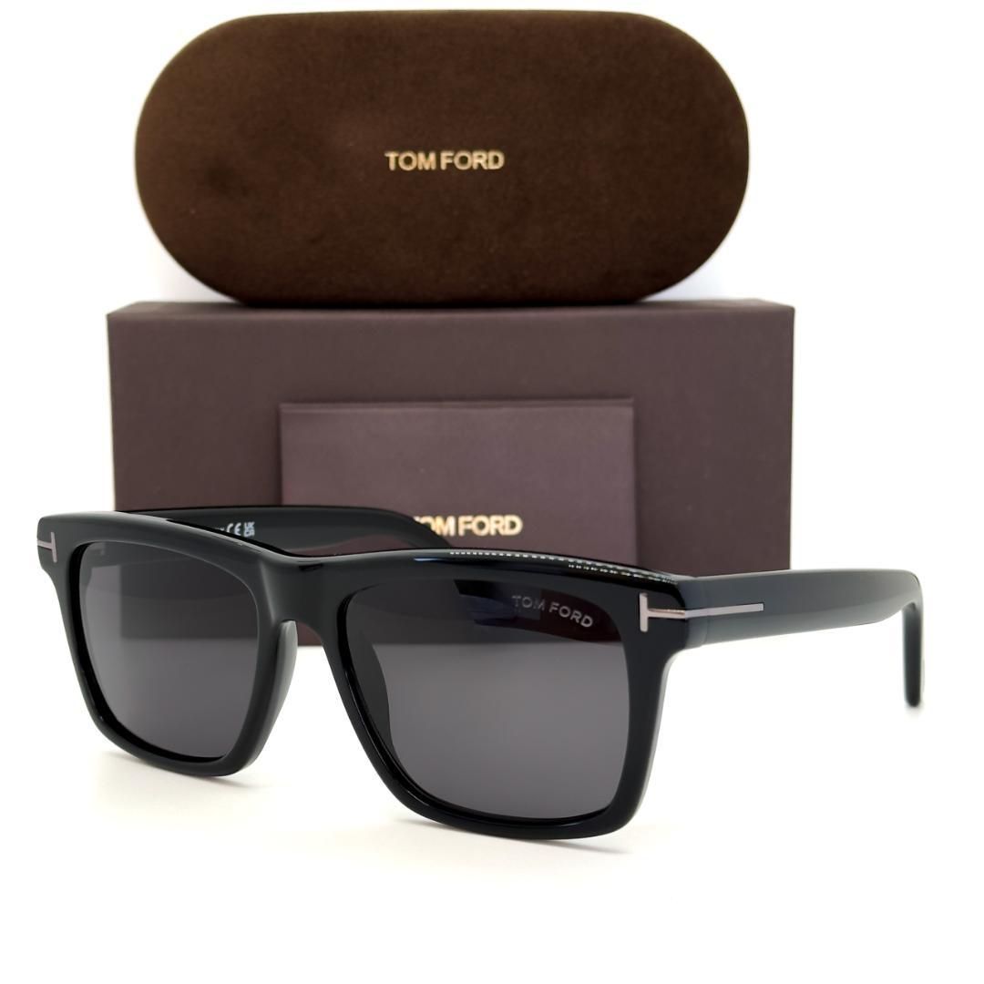 カ*ン様 TOM FORD トムフォード サングラス TF906 ブラック イタ Amazon | [トムフォード]TOM FORD サングラス FT906 Buckley-02