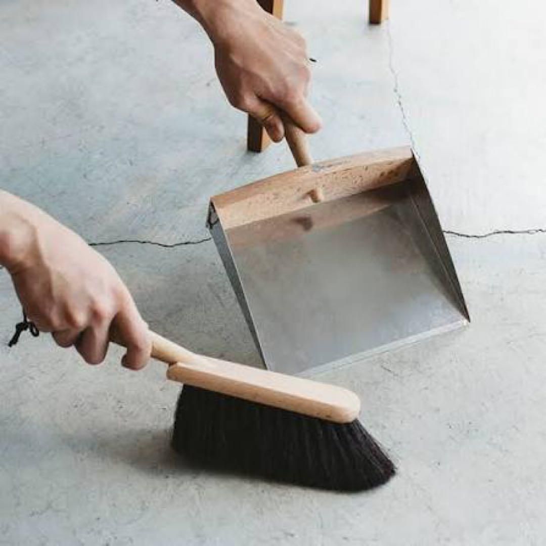 110022 マグネット式ダストパンセット