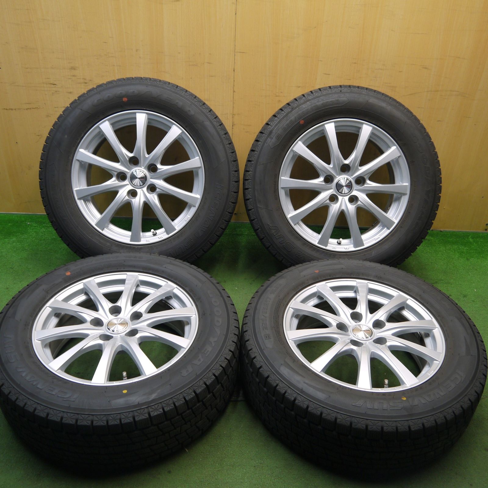 【美品！】225/65R17 スタッドレス【バリ溝】 バリ溝！21年！キレイ！9分☆スタッドレス 225/65R17