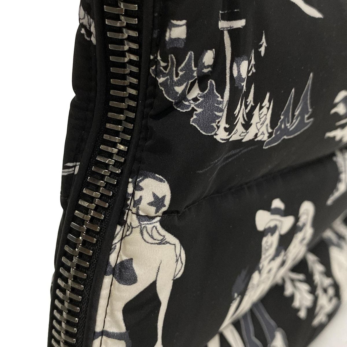 クラッチバッグ BUSTA