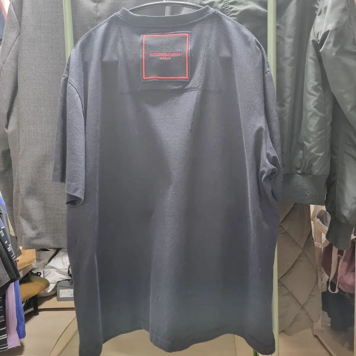 WOOYOUNGMI ウーヨンミ ネイビー スクエア ラベル Tシャツ 52