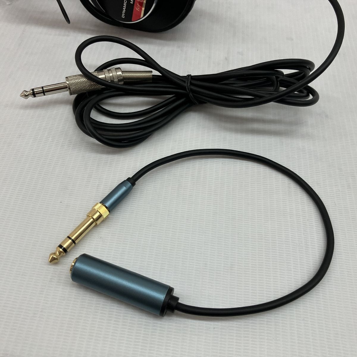 ヘッドホン 音響機器