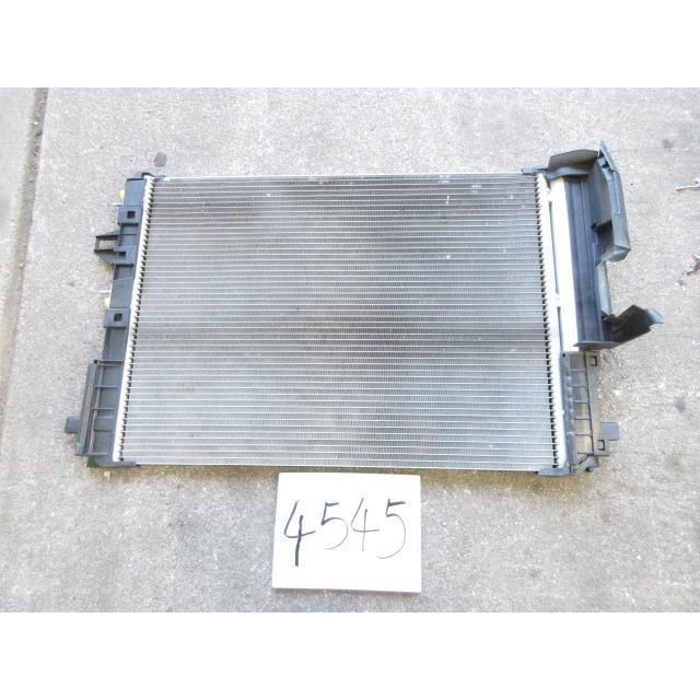 2018年 ベンツ B180 W246 246242 エアコンコンデンサー A2465000454 187723 4545