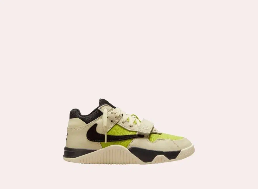 NIKE ナイキ スコット ジャンプマン 210 サイズ