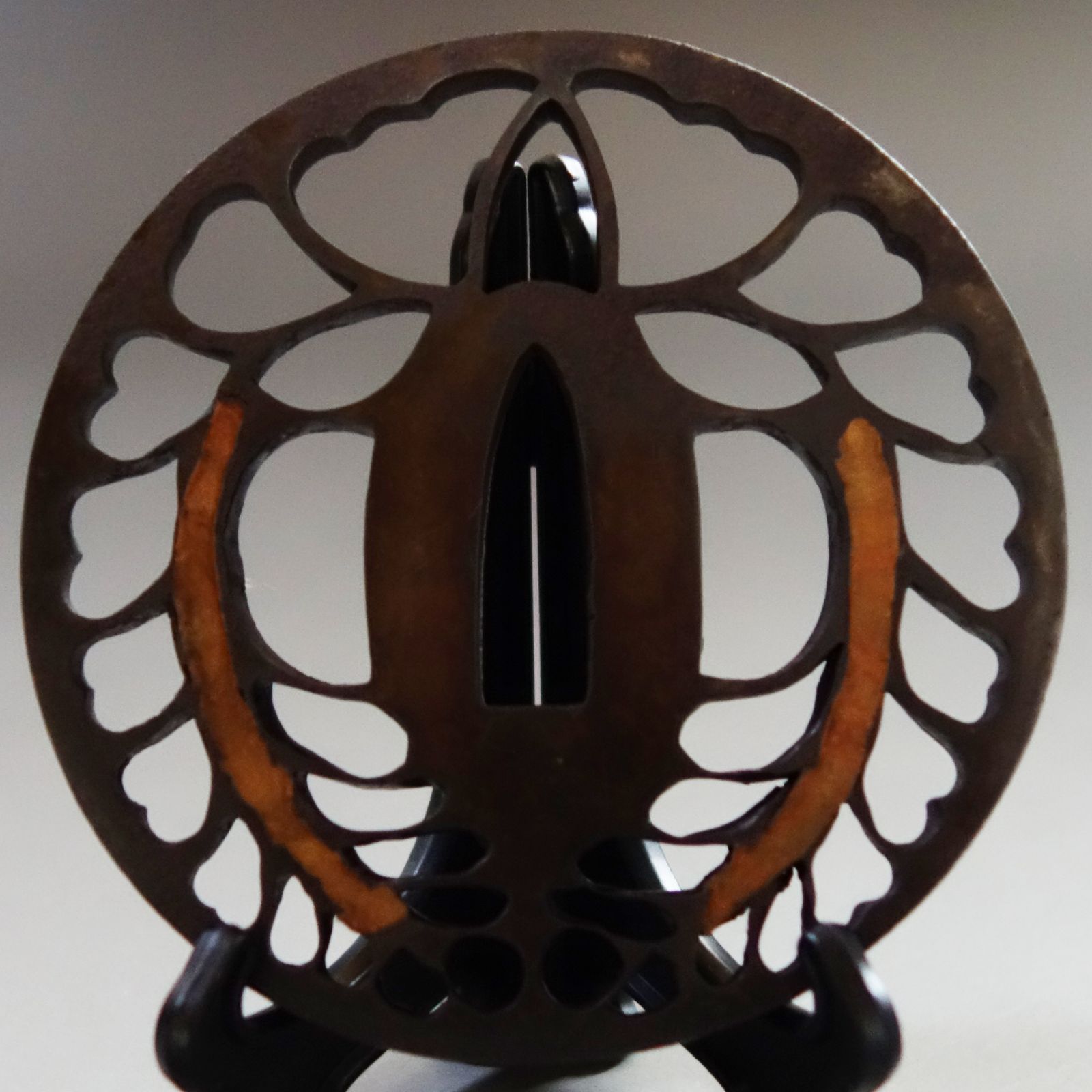 鍔　荒波　在銘　光永　 鉄鍔 武具 骨董 アンティーク 時代物 刀装具 鍔 荒波 在銘 光永 鉄鍔 武具 骨董 アンティーク 時代物 刀装具