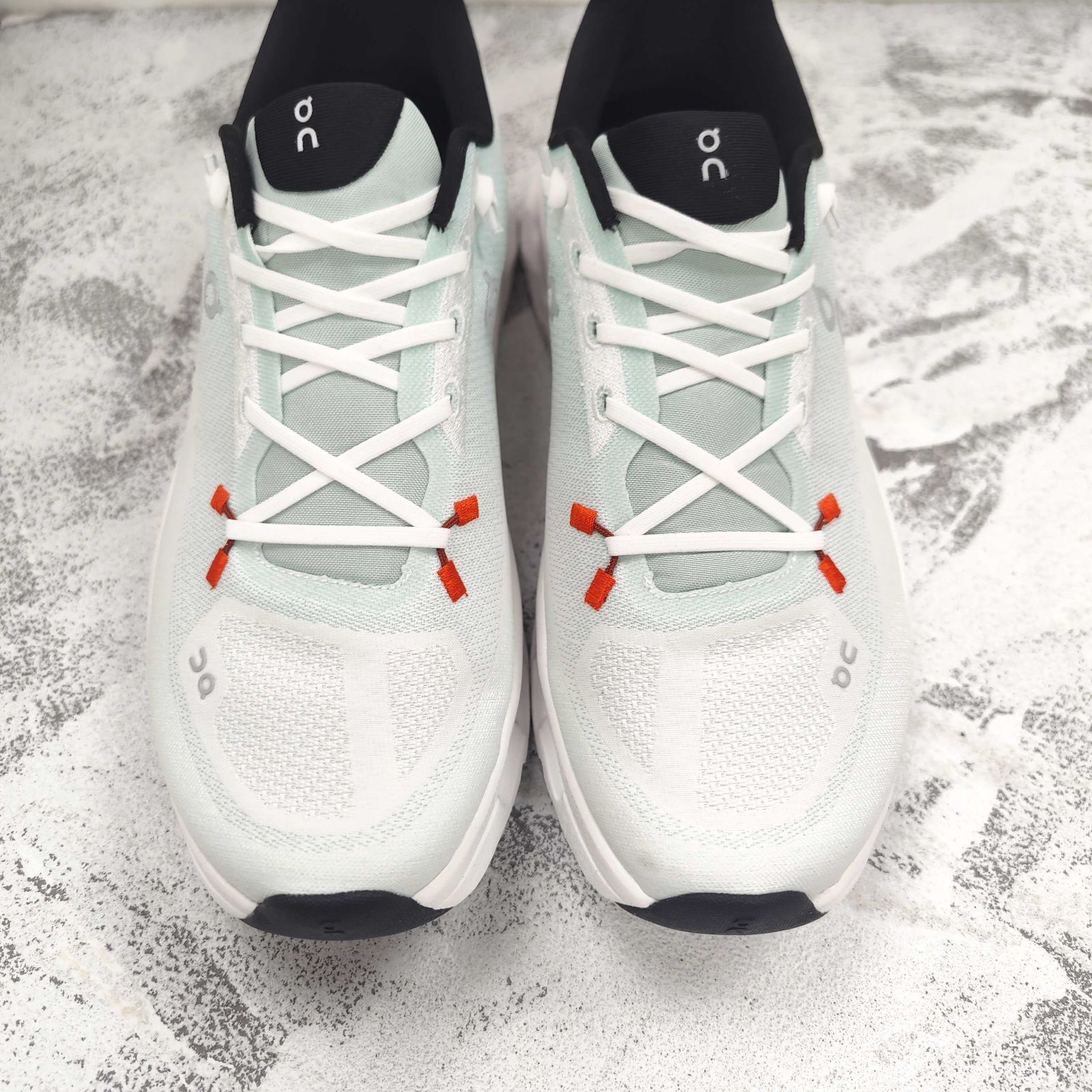 Cloudtilt ホワイトスニーカー 25cm ON Cloudtilt（クラウドティルト）ホワイト スニーカー 男女兼用