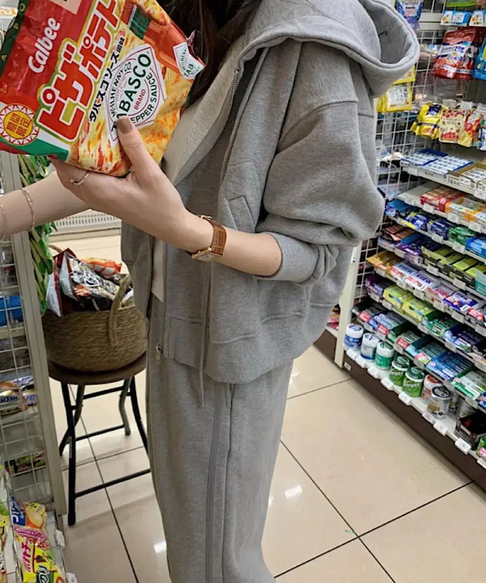 PrettyYoungThing スティッチ フードジップアップ pyt