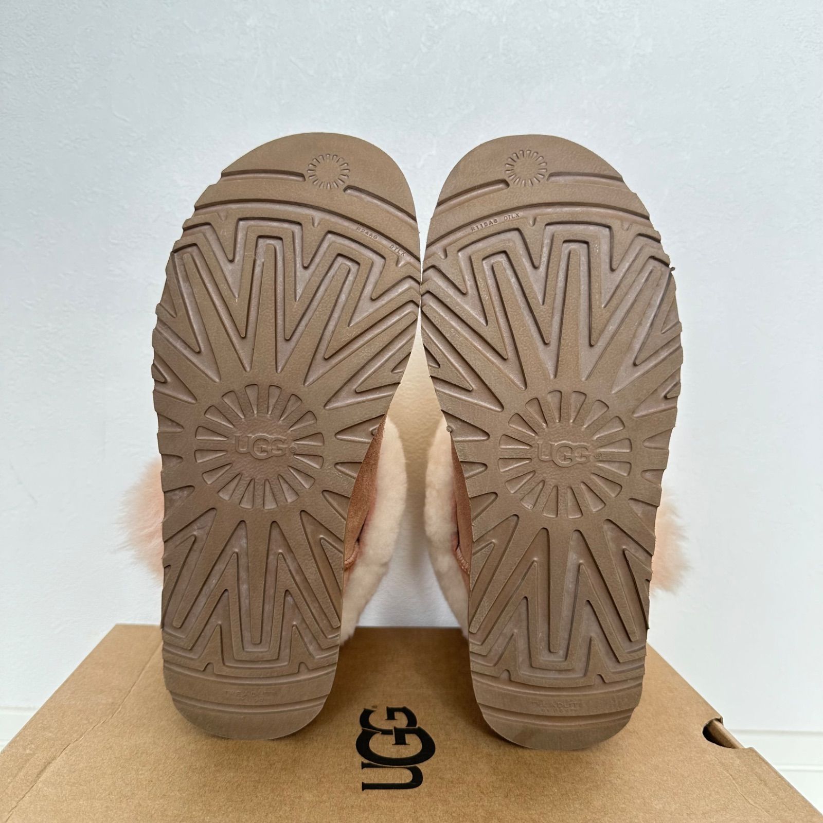 UGG Classic Mini Wisp アグ クラシック ミニ ウィスプ ファー 
