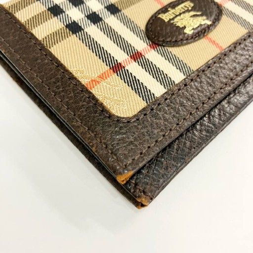 BURBERRY バーバリー　カードケース　ロゴ型押し　名刺入れ　ノバチェック バーバリーズ Burberrys カードケース 名刺入れ ノバチェック