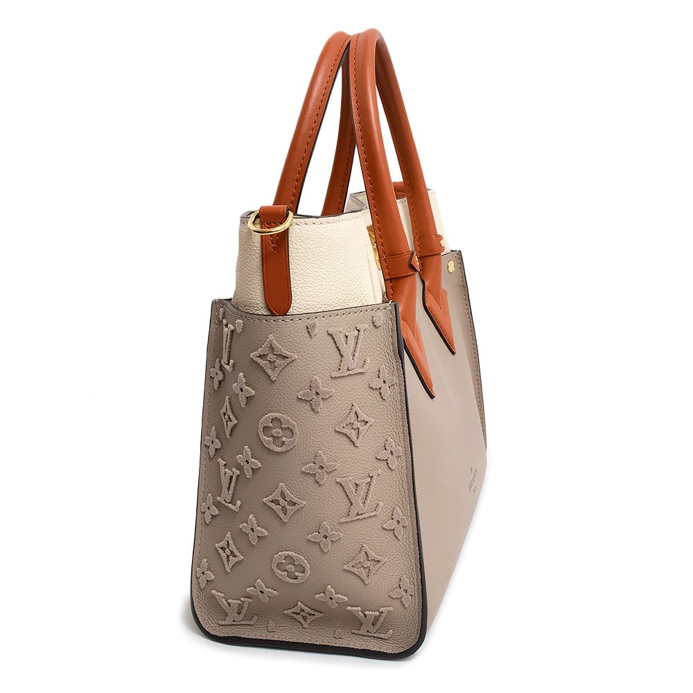 LOUIS VUITTON(ルイ・ヴィトン) オンマイサイド MM ハンドバッグ 2WAY ショルダー 肩掛け トート グレインカーフレザー ナッパレザー ガレ グレージュ アイボリー ブラウン茶 ゴールド金具 M53825 レディース 40802163563【中古】【アラモード】 ルイ ヴィトン オンマイサイド MM 2way ショルダー ハンドバッグ 斜め