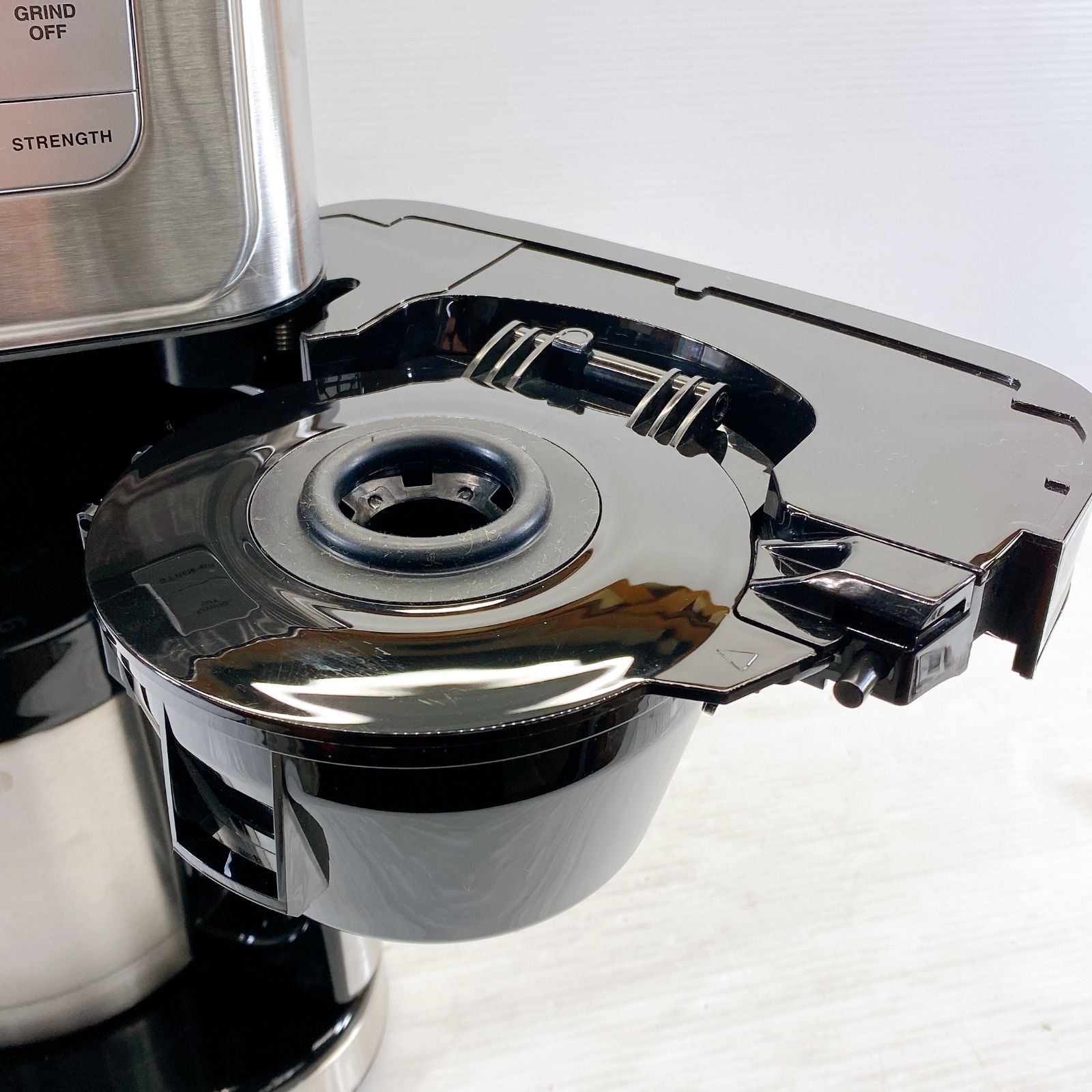 □ Cuisinart 10カップ 全自動 コーヒーメーカー DGB-850PCJ 中古品 