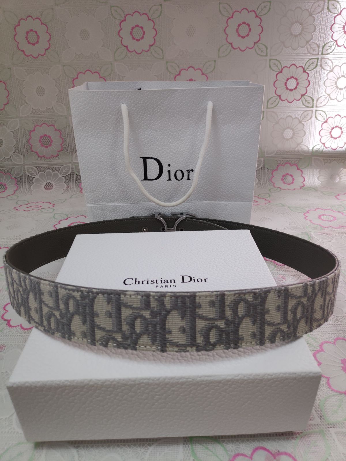 美品　クリスチャンディオール　ベルト　トロッター柄　CDロゴバックル　グレー 美品 クリスチャンディオール ベルト トロッター柄 CDロゴ