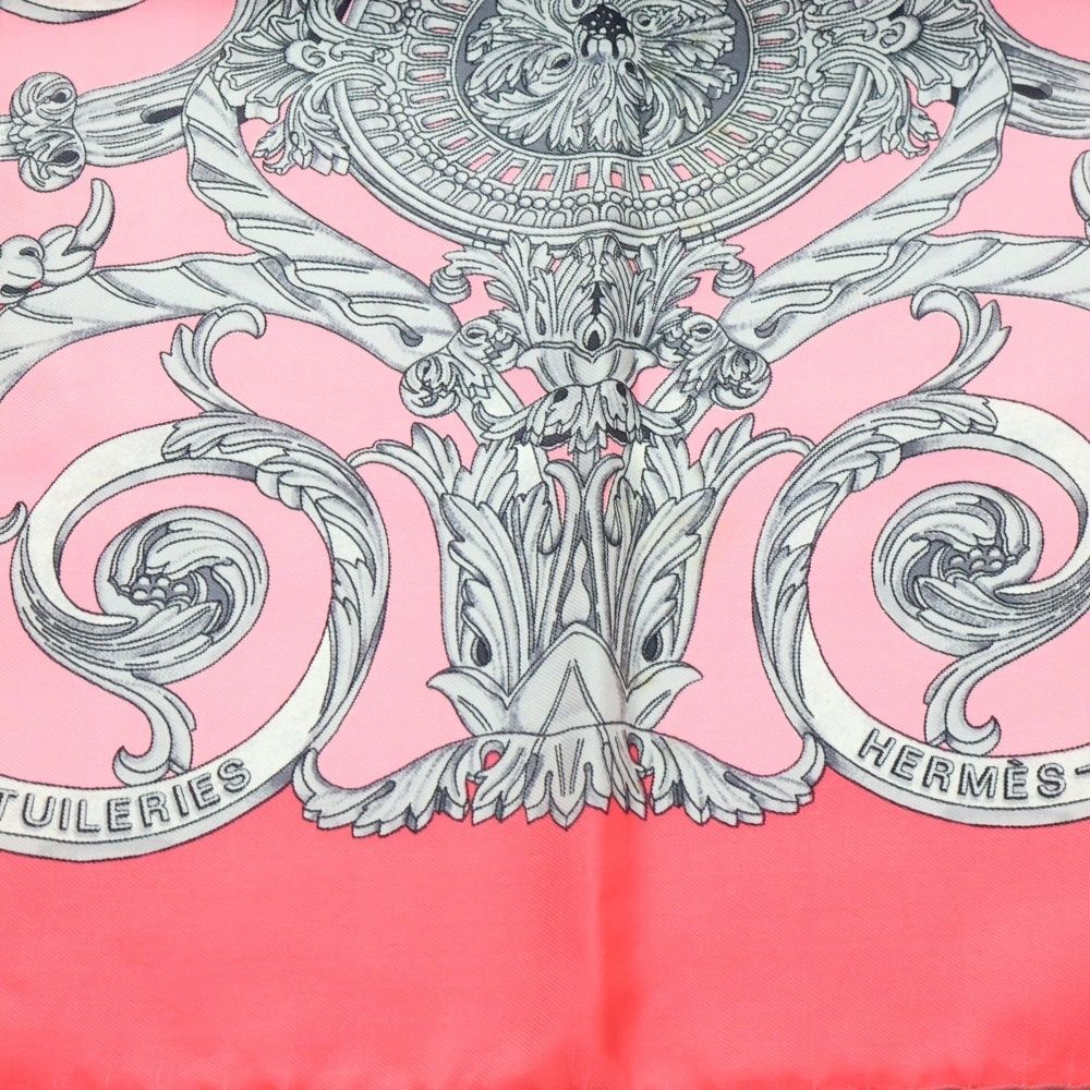 美品⭐️エルメス カレ90 チュイルリー公園 スカーフ ピンク ゴールド 質屋 HERMES エルメス カレ90 LES TUILERIES チュイルリー公園